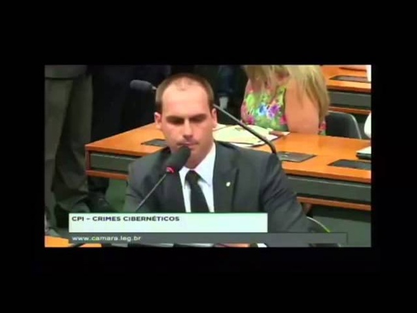 EDUARDO BOLSONARO ESCULACHA JEAN WYLLYS COM
