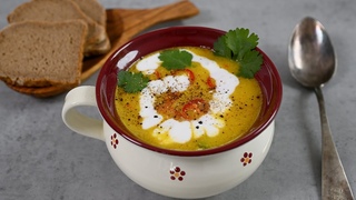 Ich habe diese Linsensuppe den ganzen Sommer über gemacht! Rezept in 20 Minuten!