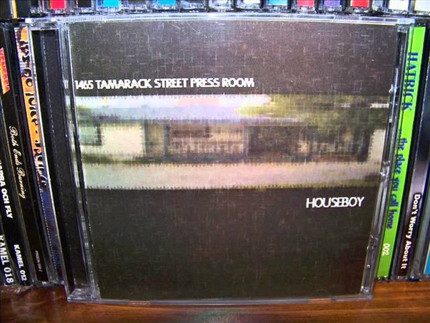 Houseboy 1465 Tamarack Street Press Room (1998) ( Full