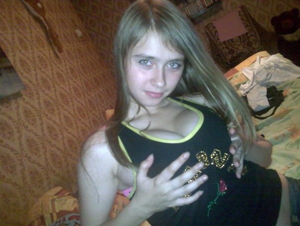 Убийство Анны Бешновой. Москва, 1 октября 2008 года. Вечером 30 сентября 15-летняя Аня засиделась допоздна у своего парня. Молодые люди поругались и выясняли отношения, пока их не прервала смска