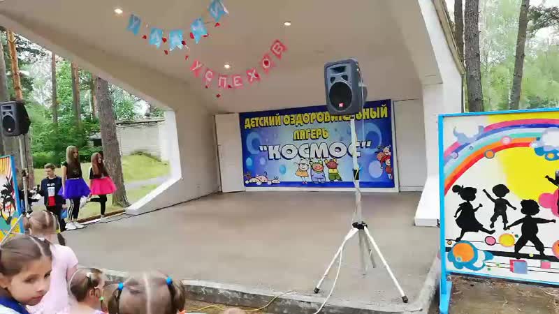 маленькая девочка