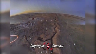 Ураження піхоти ворога, під час сходу сонця...
