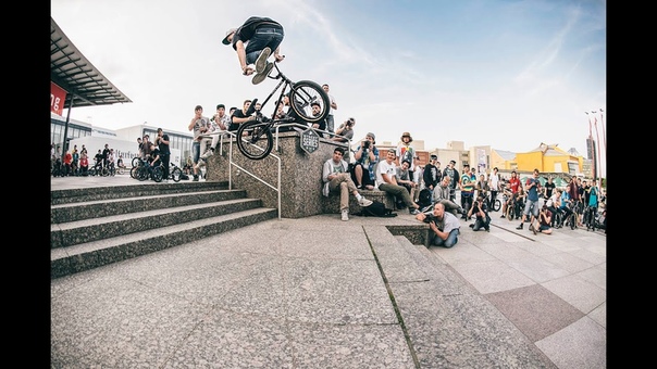 BMXers Shut Down Berlin for one Legendary Session, DIG at The Street Series, Ep.
