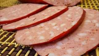 Вареная колбаса "Русская"