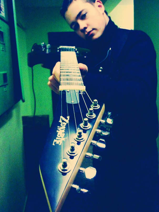 Санёк Yoyo ☻/★_@:Mr.BoT:@_★☻/ ☼Чо нада?☼ | Москва