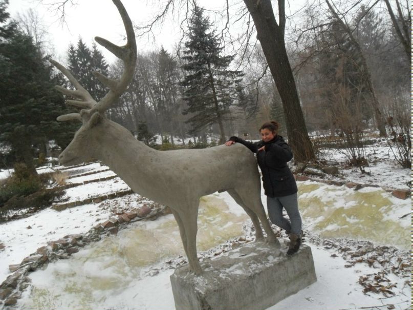 Моничка Меликян | Горки