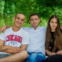 Александр Захаров