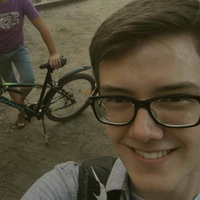 Эдуард Комаров