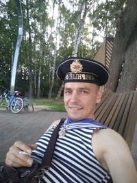 Владимир Комаров