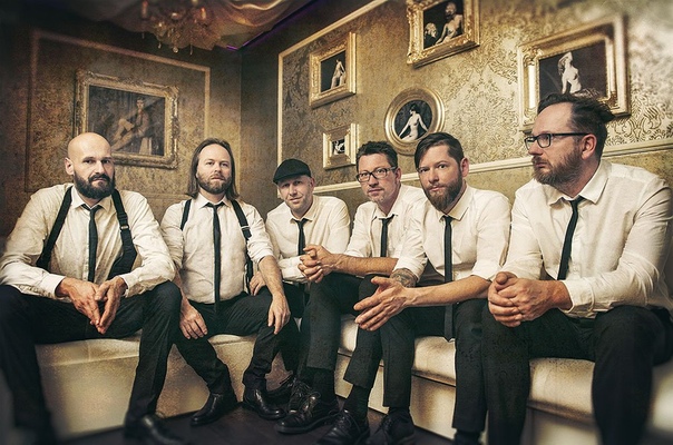 Fiddler's Green группа. Fiddler&amp;#39;s Green группа. Fiddler's Green бар. Fiddler's Green фото