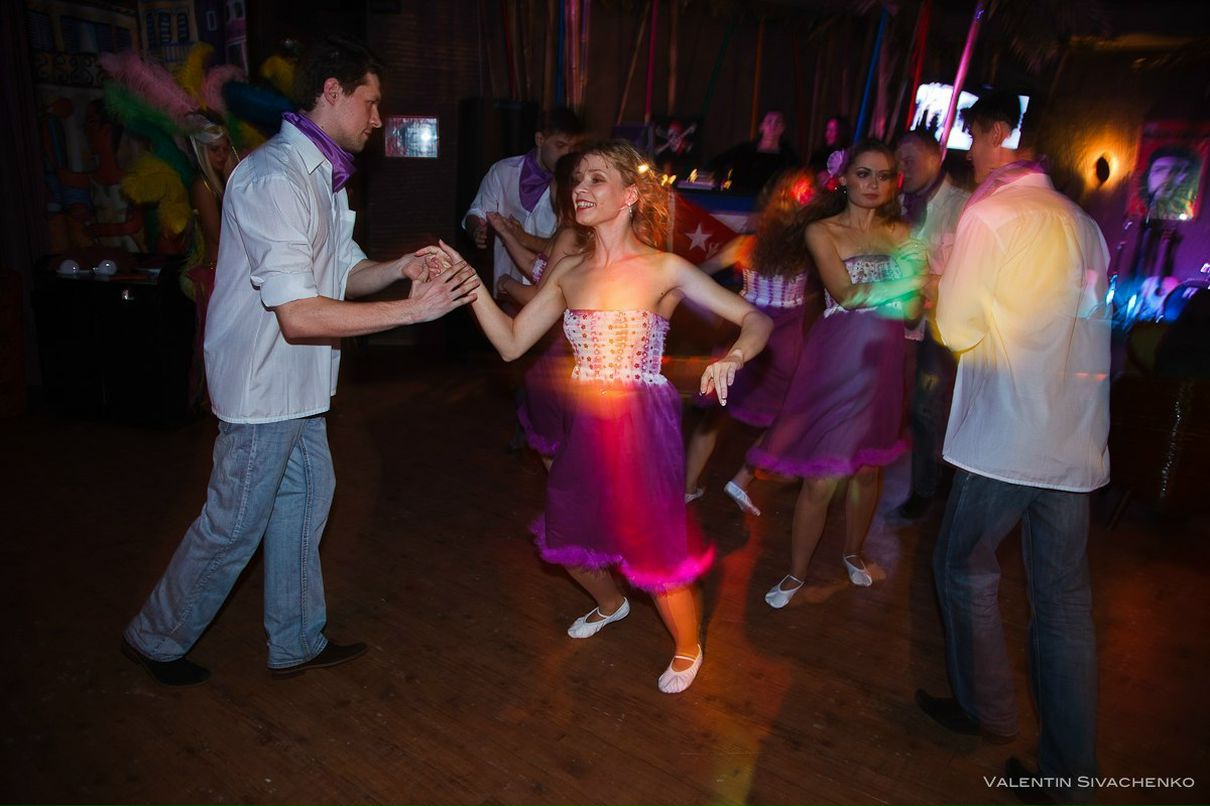 Станислав Медведев C17H19NO3 | Bangkok