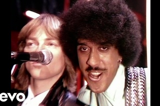 Thin Lizzy - Dear Miss Lonely Hearts