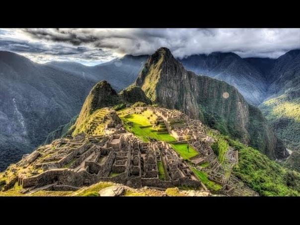 Road to Machu Picchu Peru in 4