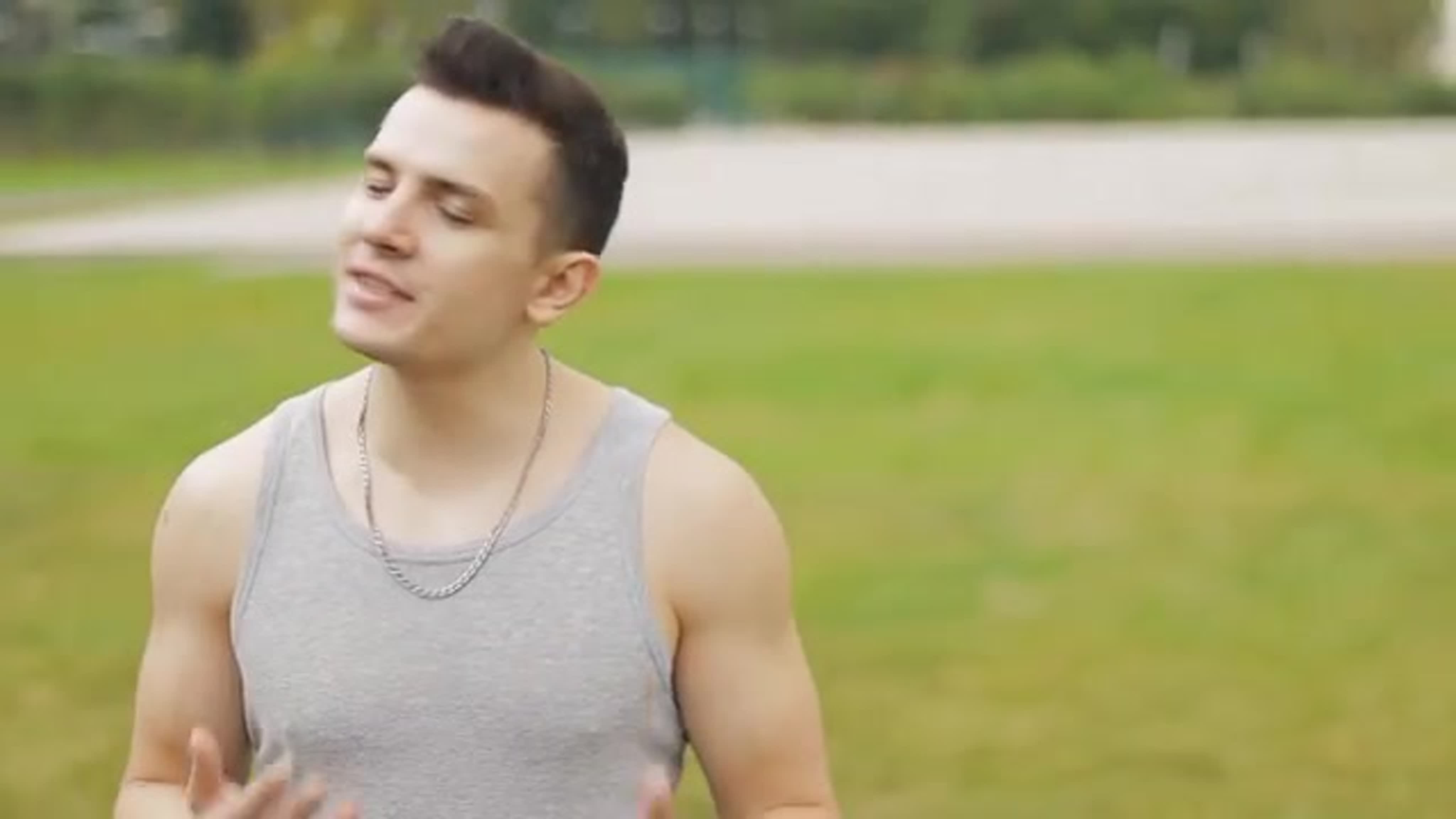 Юрий Николаенко