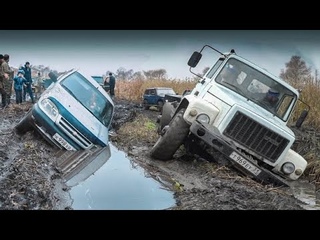 ЗАТАЩИЛИ НОВИЧКОВ на БЕЗДОРОЖЬЕ . ГРУЗОВИКИ всех спасают