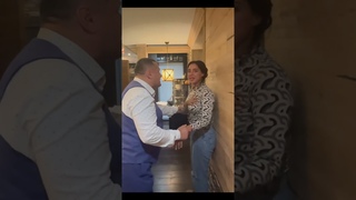 Цыгане в гримерке это всегда весело!